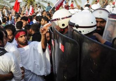 اشتباكات مع الشرطة فى البحرين  -  ارشيفية